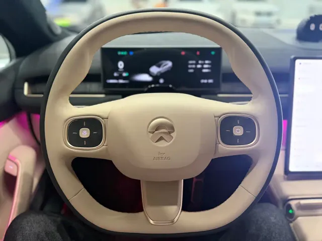 Nio EC7 — Фото автомобиля 12
