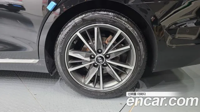 Hyundai Grandeur Новый Grandeur IG — Фото автомобиля 21