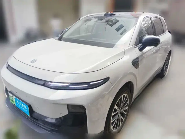 Фотография автомобиля — Leapmotor B10