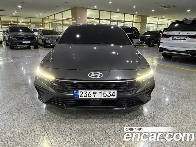 Hyundai Avante CN7 — Фото автомобиля 2