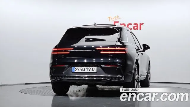 Genesis GV70 — Фото автомобиля 4