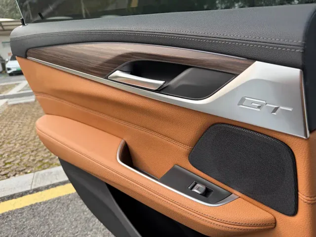 BMW 6 Series Gran Turismo — Фото автомобиля 9