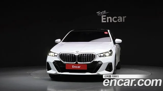 BMW 5-Series — Фото автомобиля 3