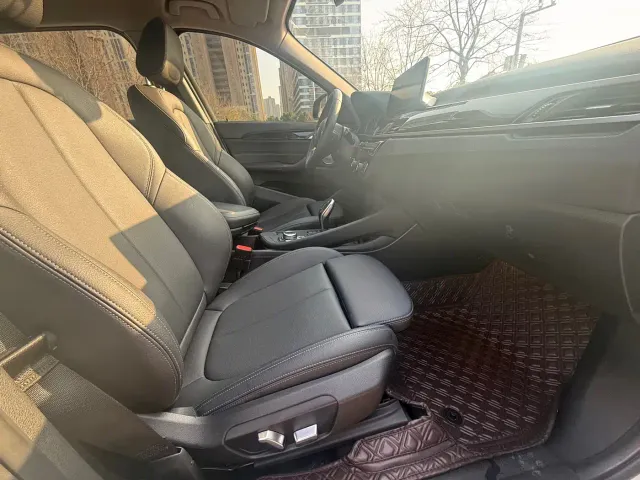 BMW X1 — Фото автомобиля 9
