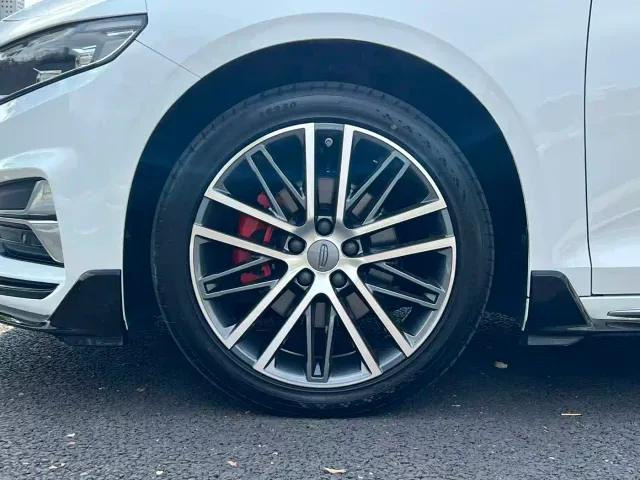 Geely Xingrui — Фото автомобиля 10