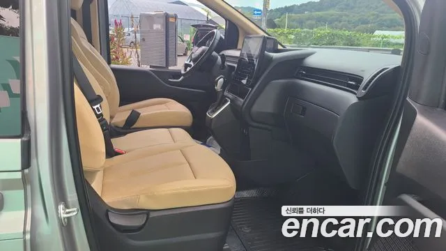 Hyundai Staria — Фото автомобиля 14