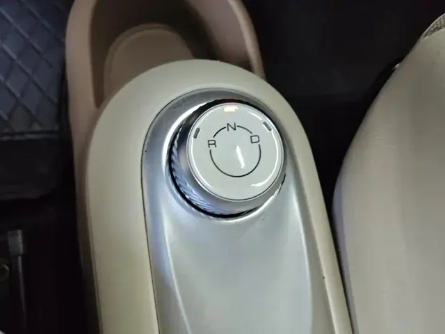Wuling Hongguang Mini EV — Фото автомобиля 16