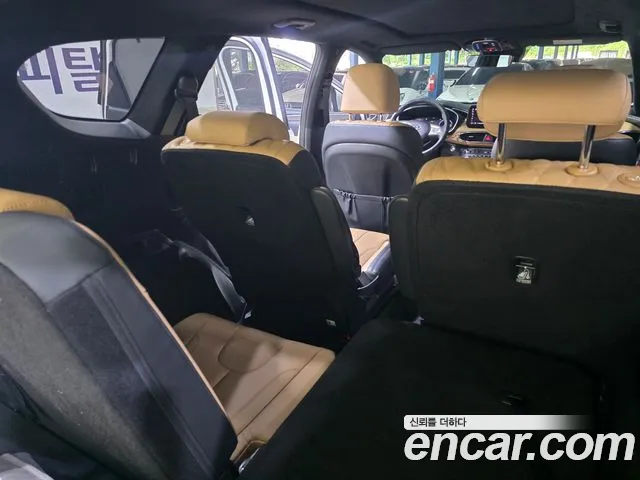 Hyundai Santafe — Фото автомобиля 14