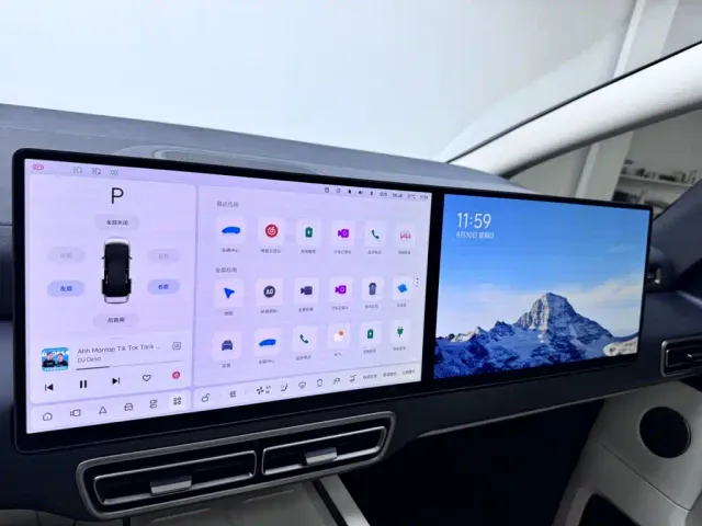 Li Auto MEGA — Фото автомобиля 17