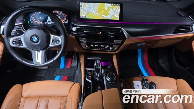 BMW 5 Series G30 — Фото автомобиля 10