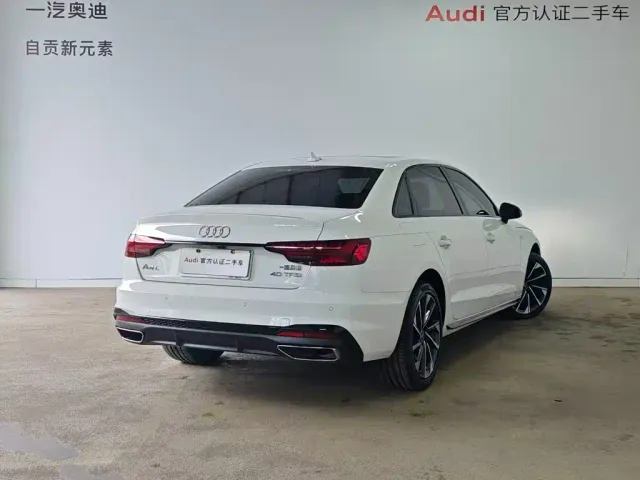 Audi A4L — Фото автомобиля 3