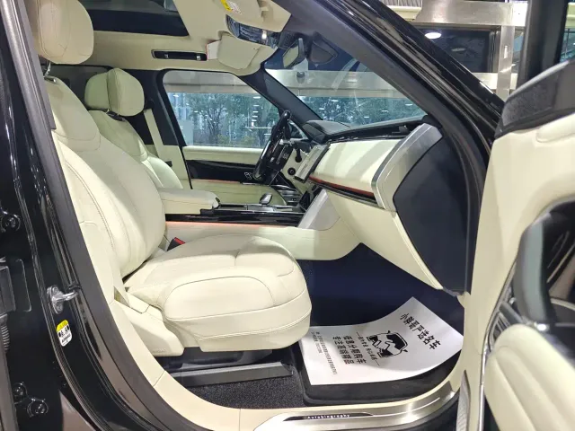 Land Rover Range Rover — Фото автомобиля 6