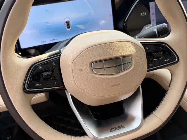 Geely Xingyue L — Фото автомобиля 12