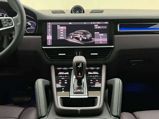 Porsche Cayenne 2019 Cayenne 3.0T — Фото автомобиля 19