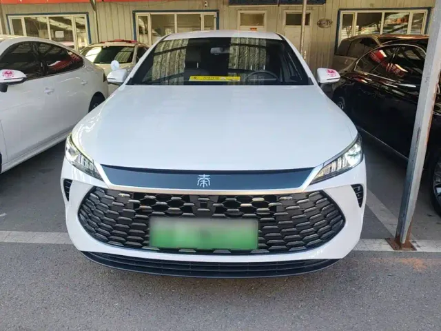 BYD Qin PLUS — Фото автомобиля 2