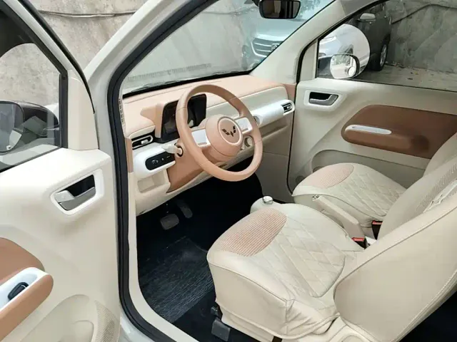 Wuling Hongguang Mini EV — Фото автомобиля 15