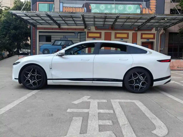 Changan Qiyuan A07 — Фото автомобиля 18