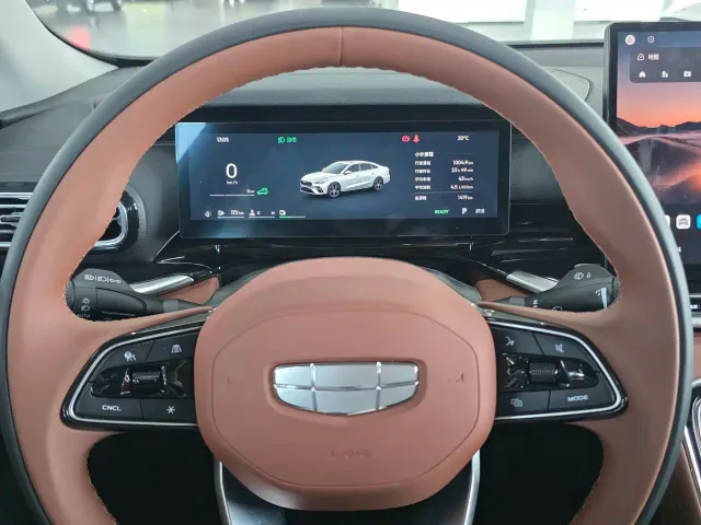 Geely Emgrand — Фото автомобиля 5