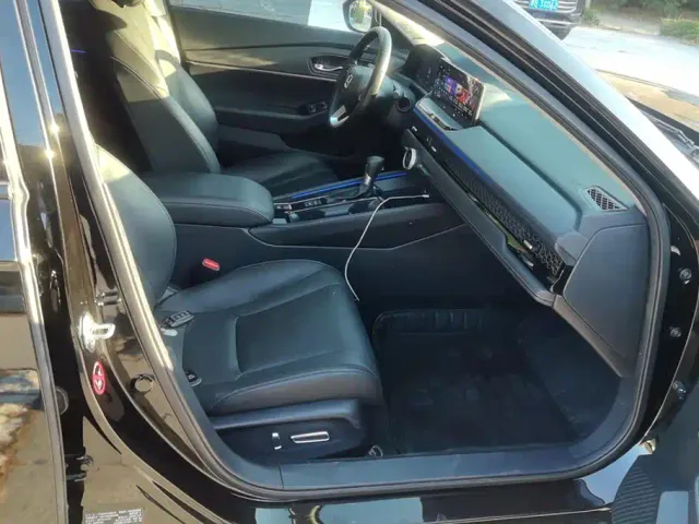 Honda Accord — Фото автомобиля 8