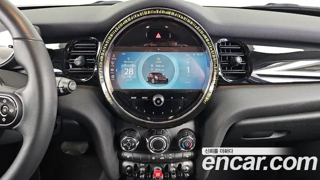 Mini Cooper Cooper 5 дверей Classic — Фото автомобиля 14