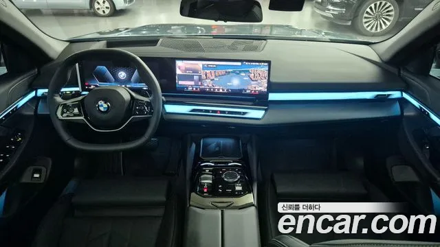 BMW 5-Series — Фото автомобиля 6