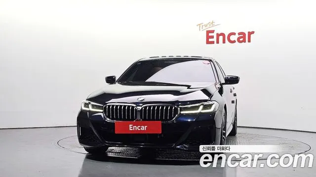 BMW 5-Series — Фото автомобиля 3