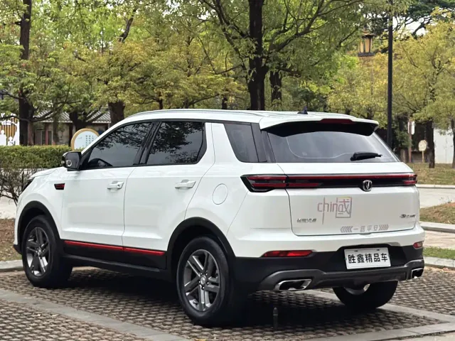 Changan CS55 Plus — Фото автомобиля 6