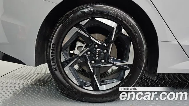 Kia K5 Новый K5 3 поколение 2.0 LPi(Для проката) — Фото автомобиля 5