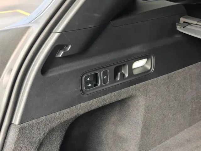 Li Auto Li Auto L7 2025 Max Smart Renewal Edition — Фото автомобиля 21