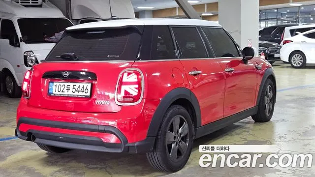 MINI Cooper — Фото автомобиля 4