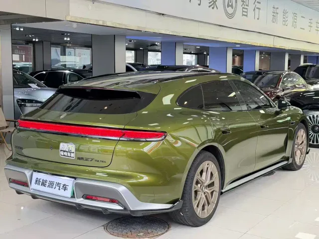 Shangjie Z7T — Фото автомобиля 12