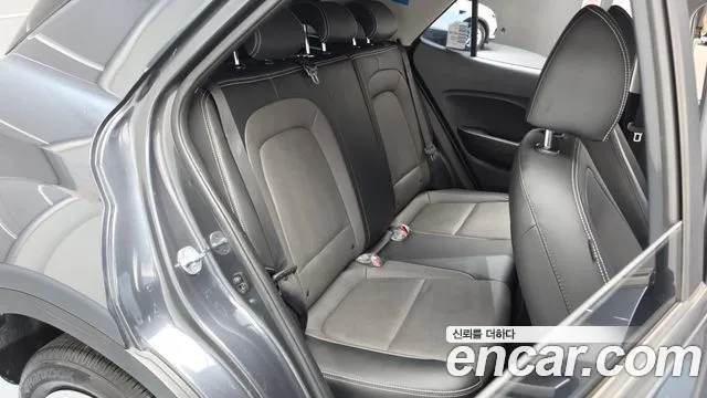 Hyundai Venue Venue 1.6 Smart — Фото автомобиля 11