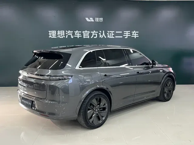 Li Auto L7 — Фото автомобиля 14