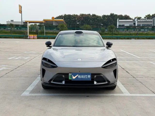 Xiaomi YU7 — Фото автомобиля 2