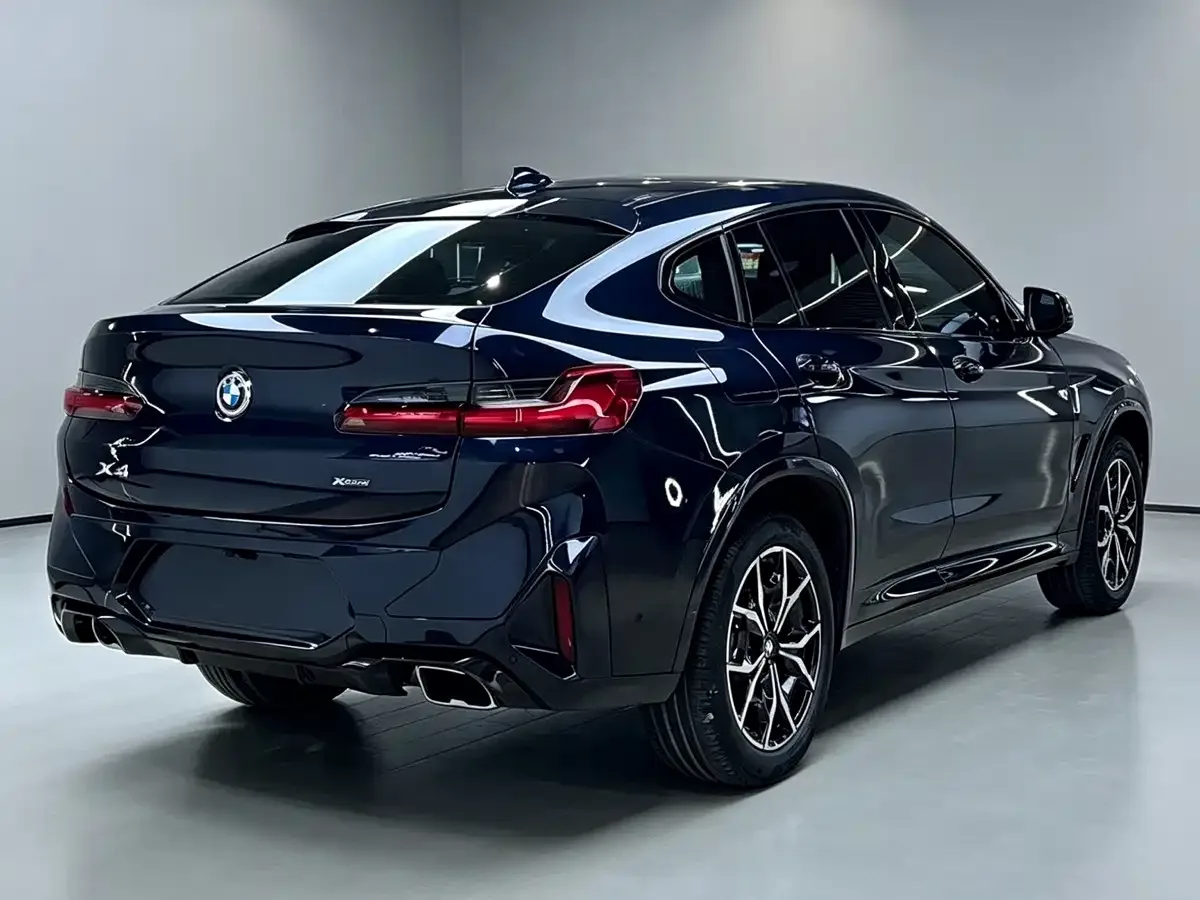 BMW BMW X4 2022 xDrive 25i M Sport Package — Фото автомобиля 7