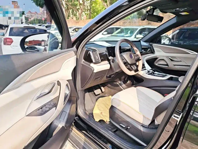 BYD Song Pro — Фото автомобиля 15