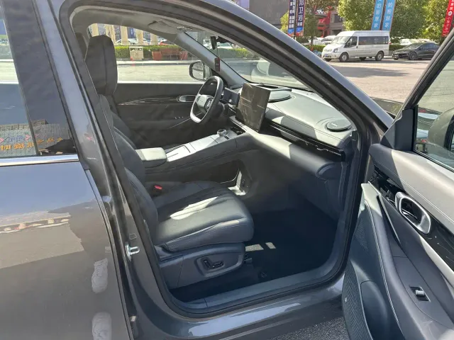 Geely Galaxy E5 — Фото автомобиля 16