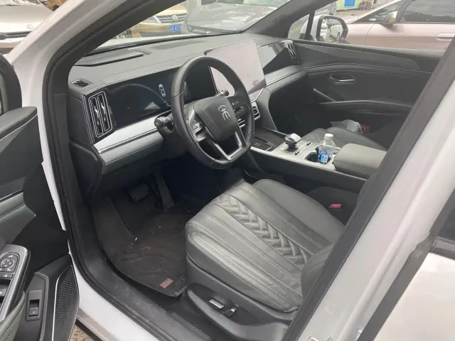 BYD Song L DM-i — Фото автомобиля 4