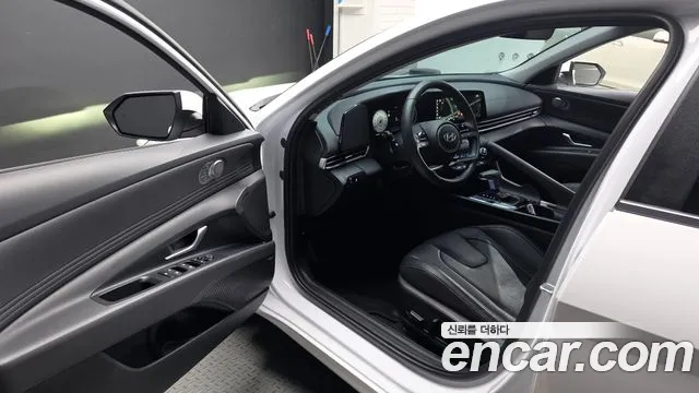 Hyundai Avante — Фото автомобиля 15