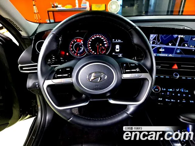 Hyundai Avante CN7 — Фото автомобиля 11