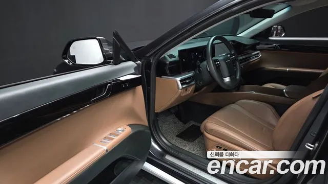 Hyundai Grandeur GN7 — Фото автомобиля 15
