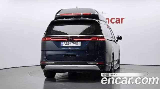 Kia Carnival 4th Gen — Фото автомобиля 4