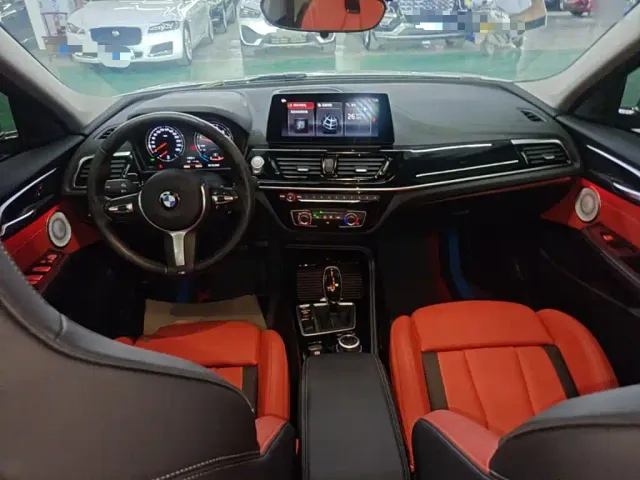 BMW 1 Series — Фото автомобиля 9