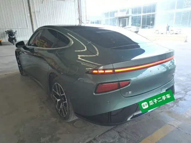 Xpeng P7 — Фото автомобиля 4