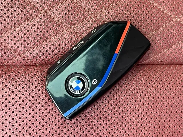 BMW 5 Series — Фото автомобиля 15