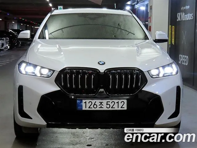 Фотография автомобиля — BMW X6 G06