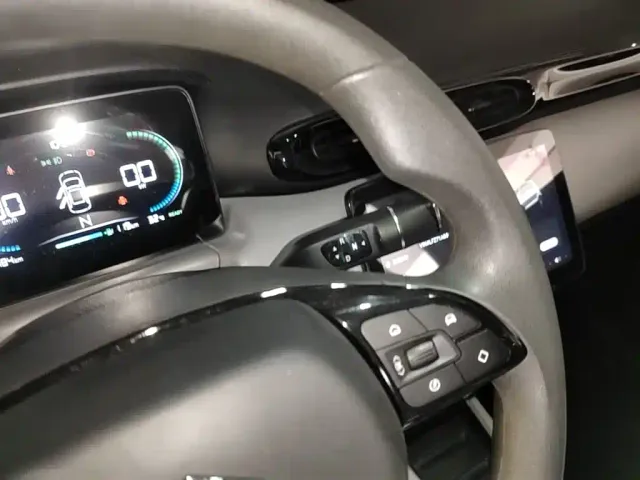 Leapmotor T03 — Фото автомобиля 13
