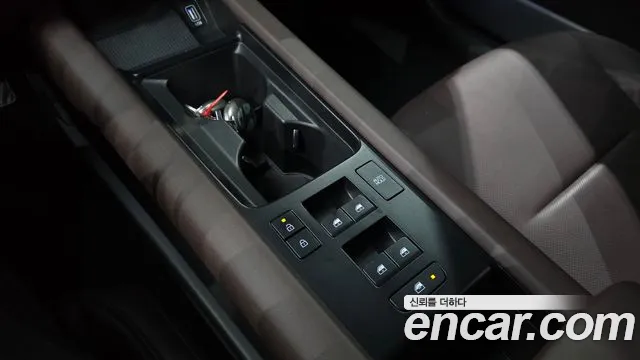 Hyundai Ioniq 6 — Фото автомобиля 26