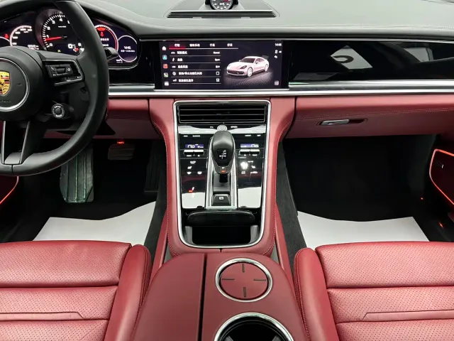 Porsche Panamera — Фото автомобиля 11