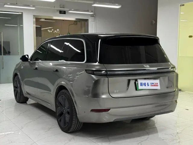 Li Auto L9 — Фото автомобиля 4